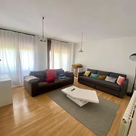 Casa Arcos Con Jardin Privado